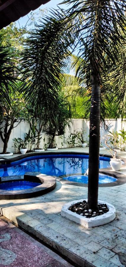 吉利阿尔Gili Moonlight Retreat别墅 外观 照片